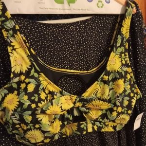 Swim top XL - 2 for $12 nwt